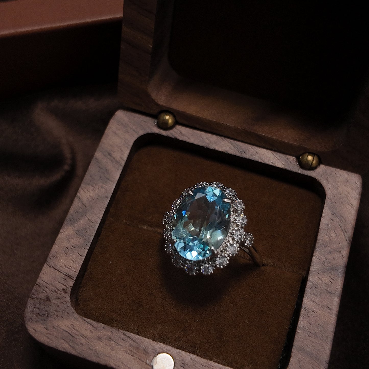 Natural Topaz Open Ring S925 Solid Silver Large Oval Inlaid with Small Exquisite Vintage Design