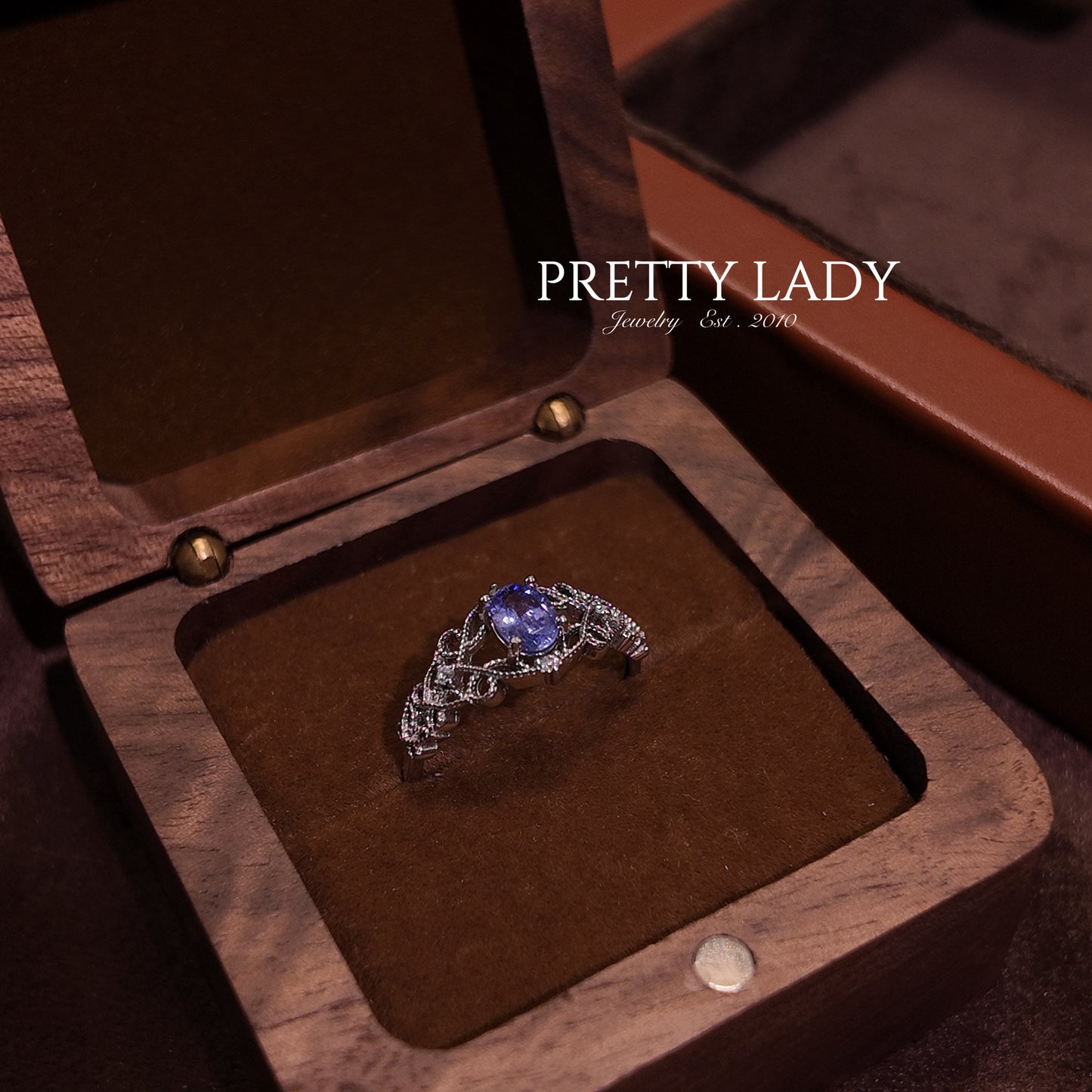 Natural Tanzanite Ring Opening Ring S925 Pure Silver Blue Purple Hollow Lace Palace Vintage