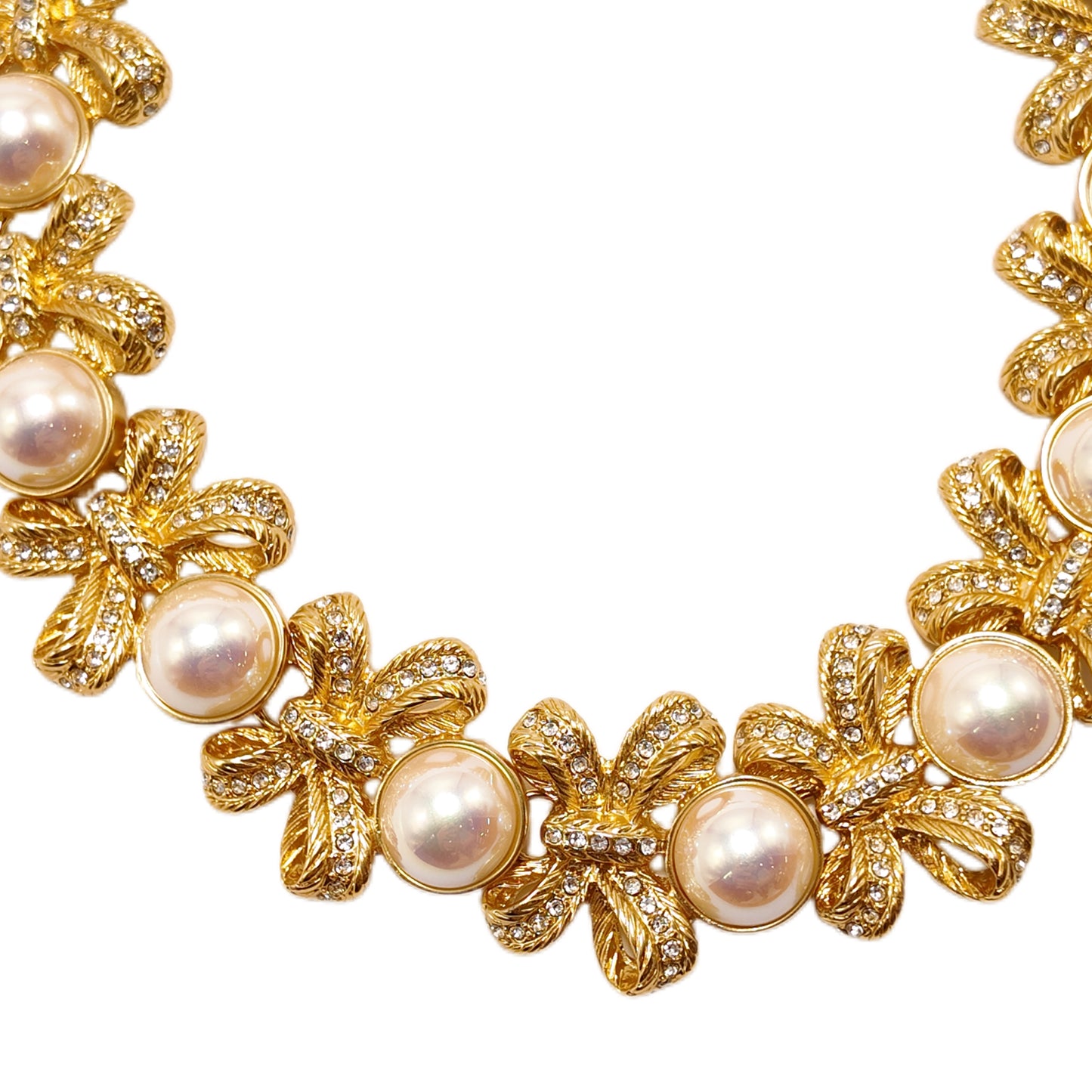 Vintage bow imitation pearl necklace with multiple patchwork designs gorgeous palace retro style