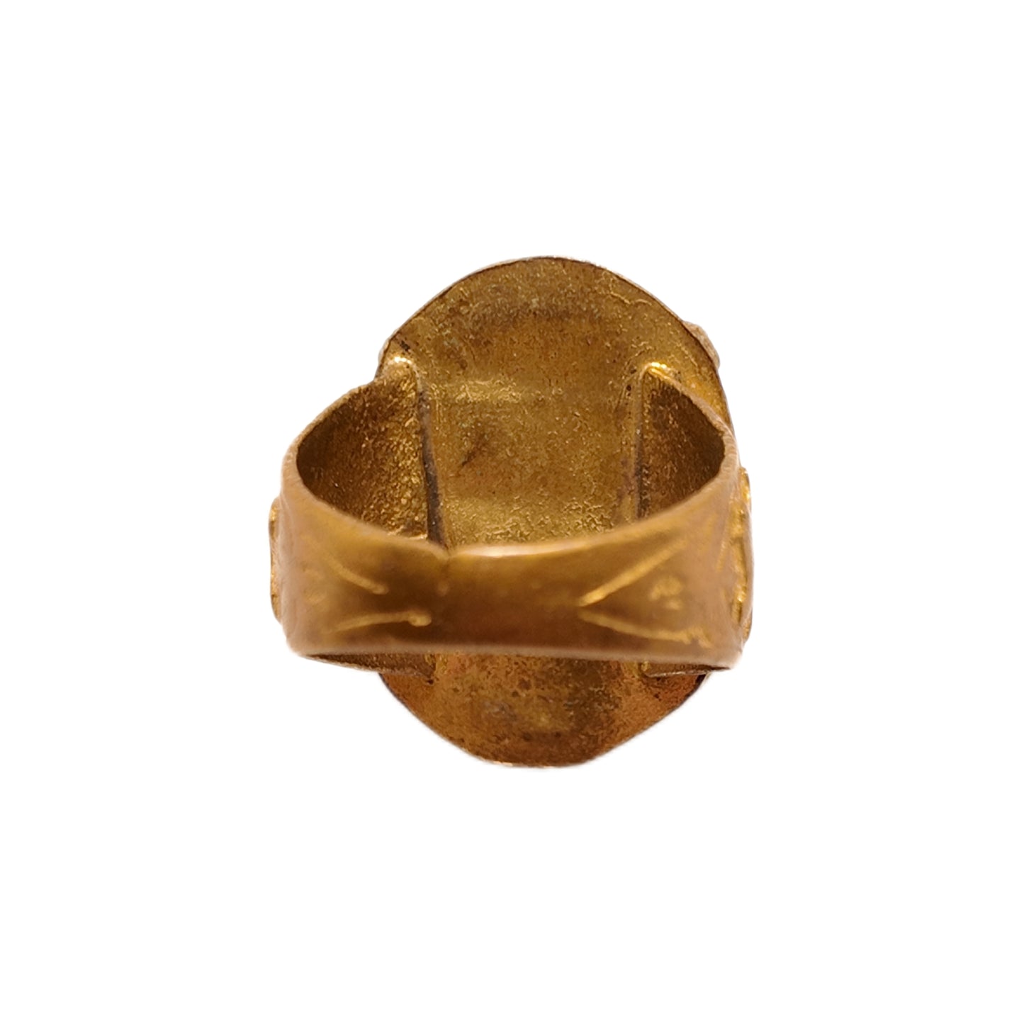 Vintage British 1960s blue natural stone brass ring with oval three-dimensional pattern court retro style