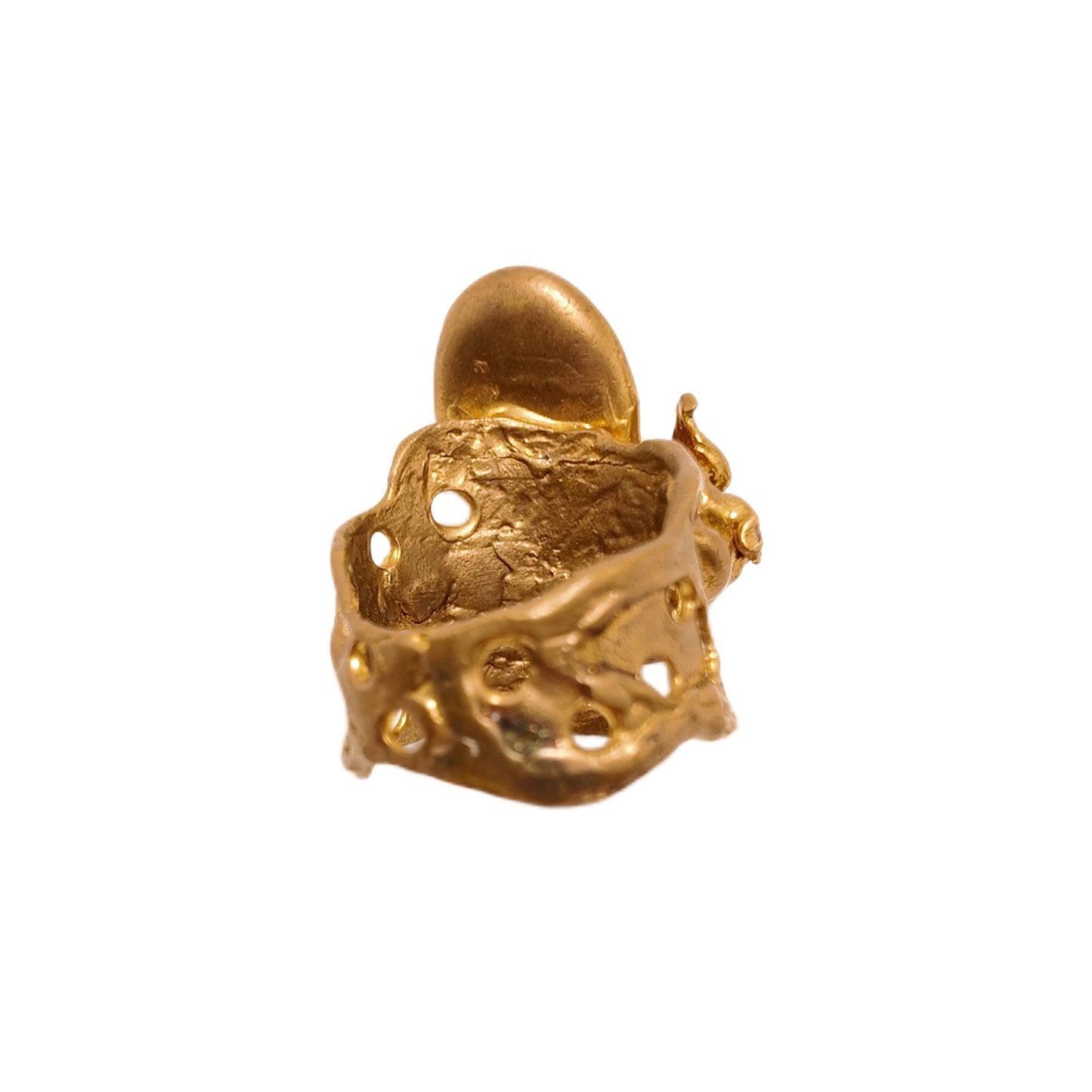 Vintage British 1960s Natural Stone Brass Ring with Three Dimensional Surrounding Flower Palace Vintage Style