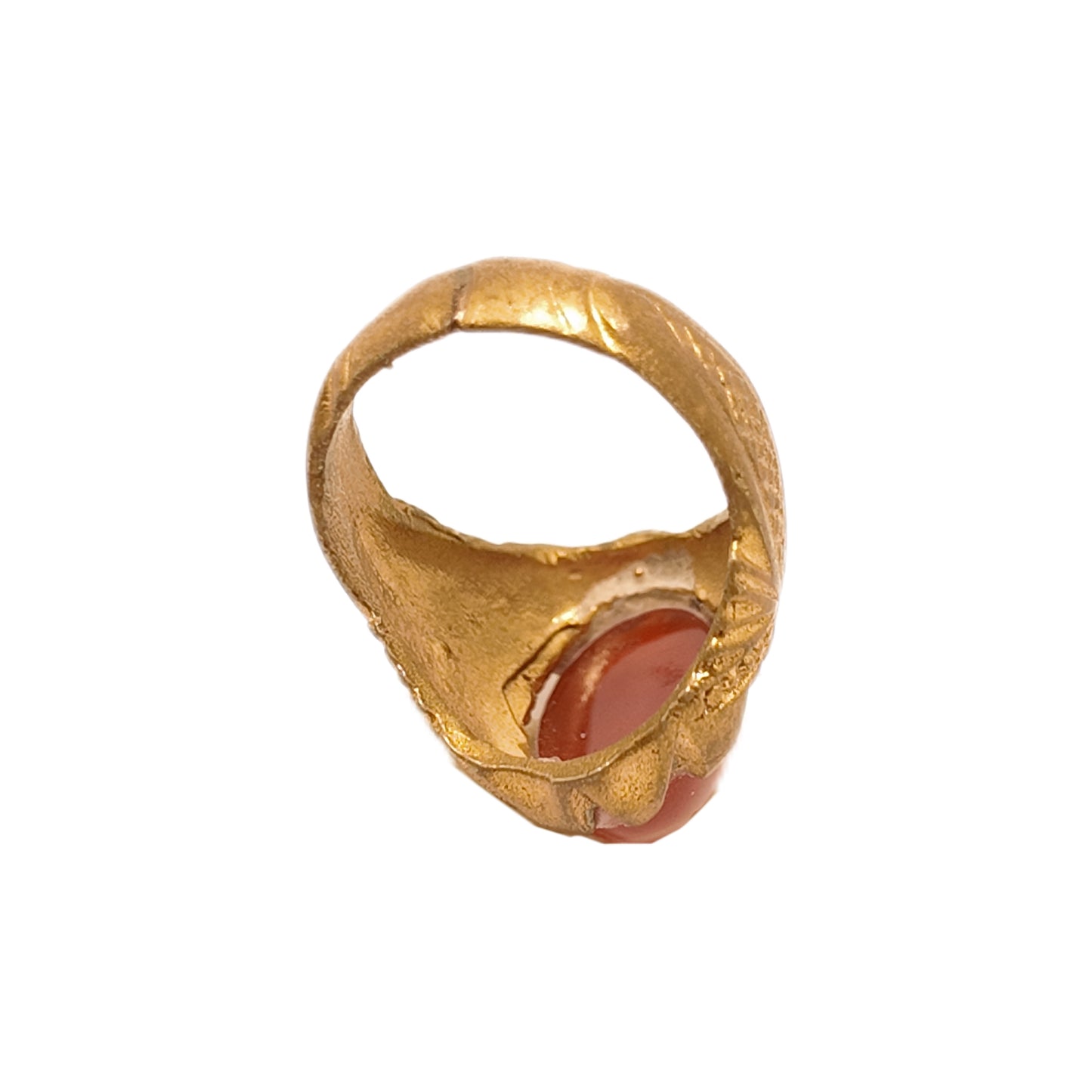 Vintage British 1960s Natural Agate Brass Ring with Three Dimensional Pattern Palace Vintage Style