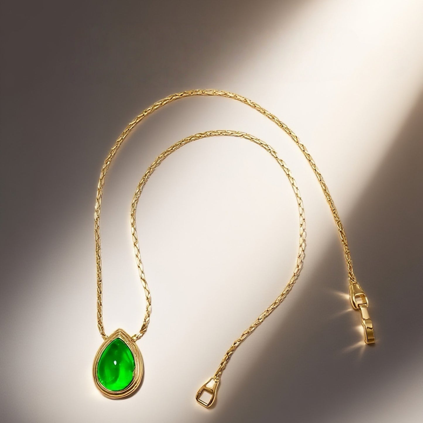 Vintage snake bone fine necklace with green cloud patterned glass extension chain design court retro