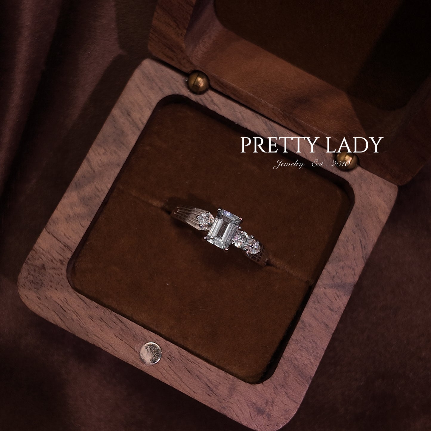 Natural Sea Blue Treasure Ring Open Ring S925 Pure Silver Light Blue Rectangular Diamond Set Palace Retro