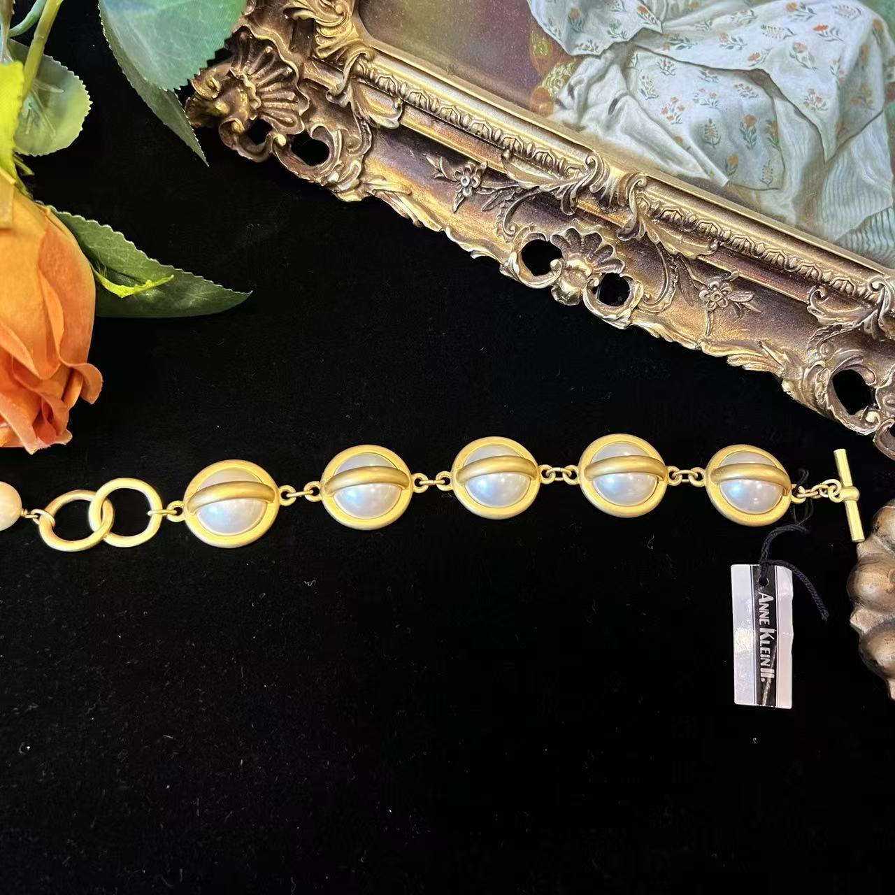 Vintage AnneKlein Marking Bracelet Half Round Pearl Imitation Three Dimensional Gold Plated Palace Vintage Style