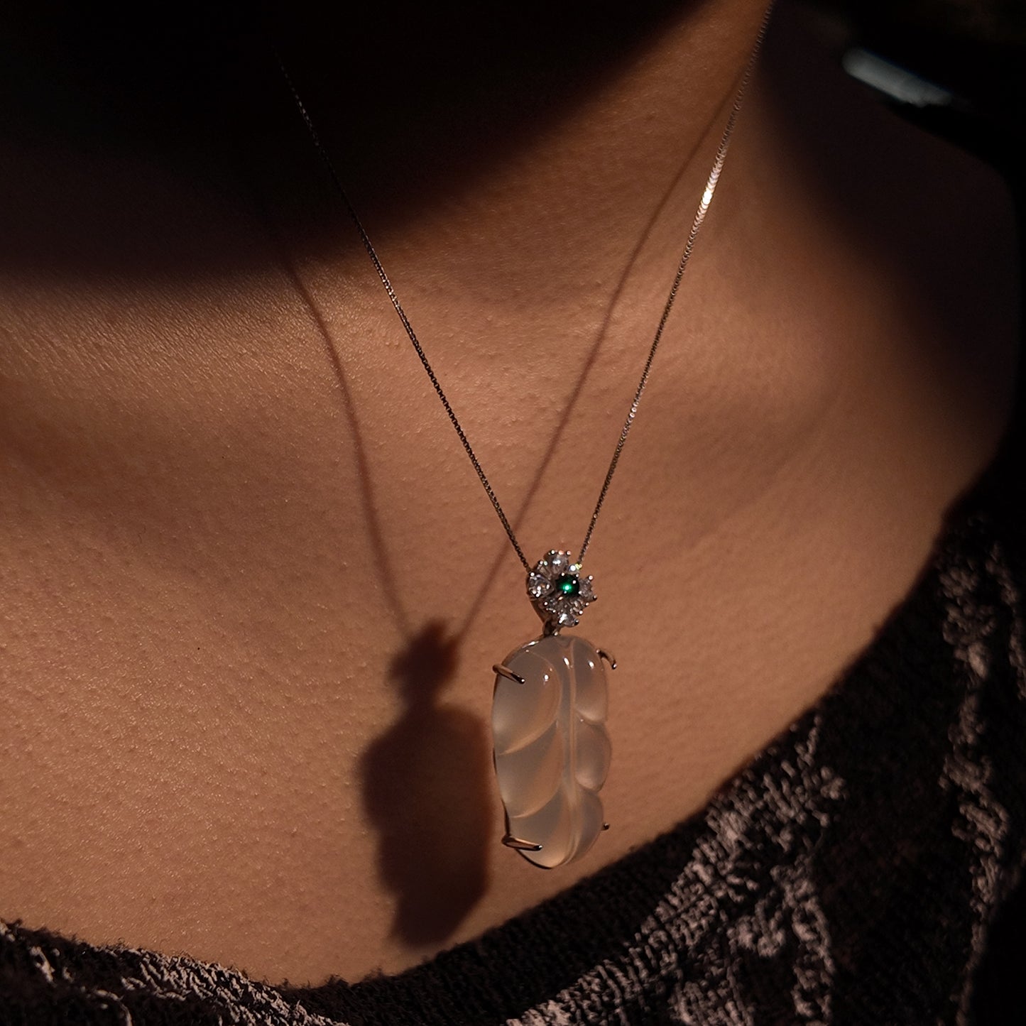 Natural Jade Marrow Pendant Necklace S925 Pure Silver White Green Diamond Set Palace Retro