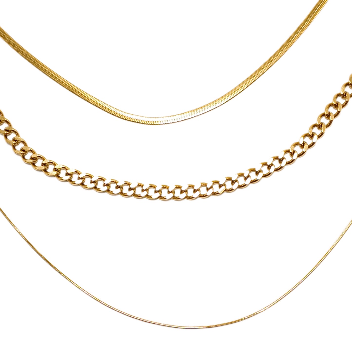 Vintage triple layered solid gold necklace with layered retro feel