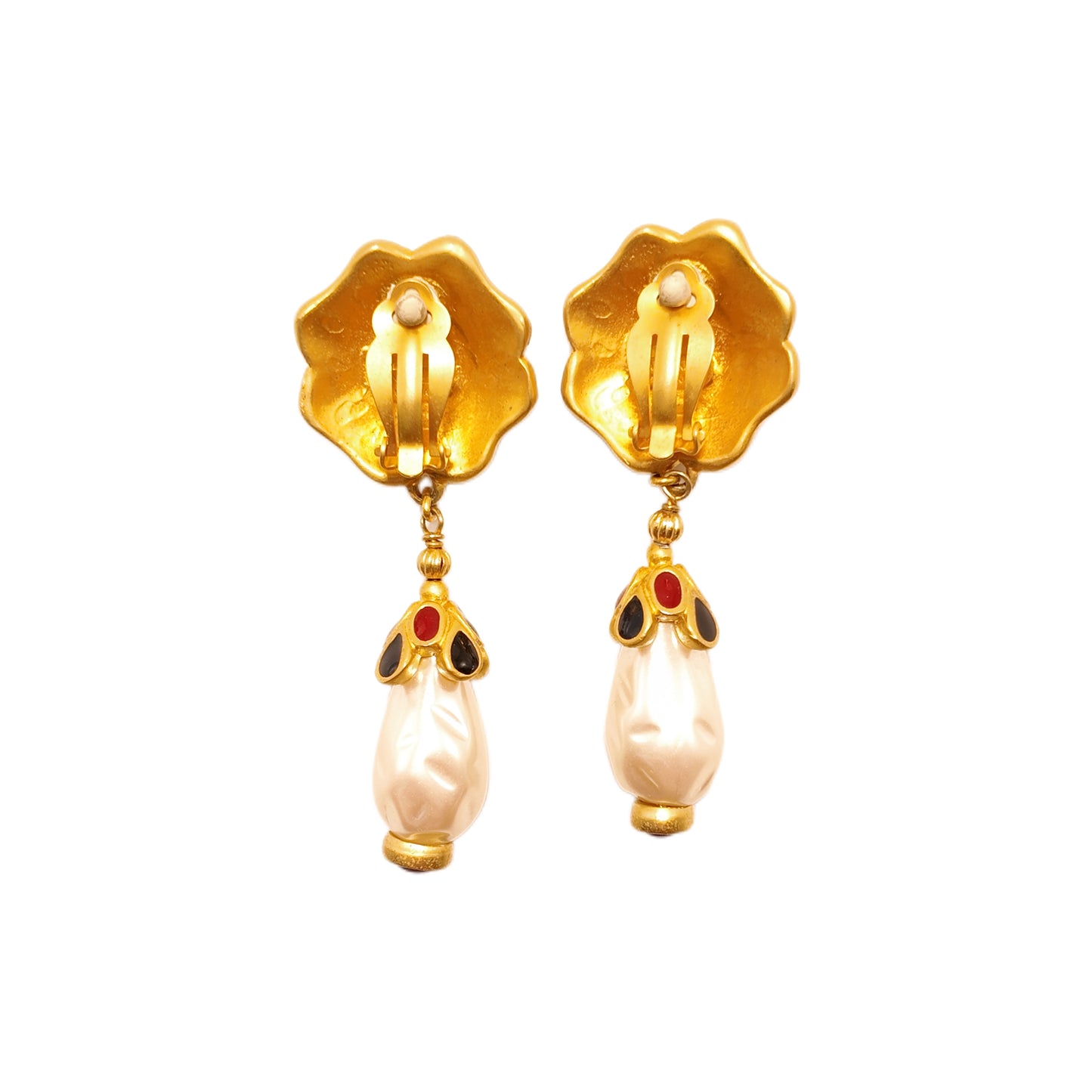 Vintage American 80s floral imitation pearl pendant with sweeping shoulder and ear clip  Anne Klein logo court retro style