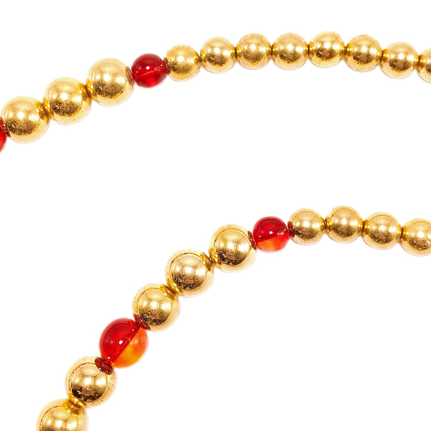 Vintage 90s NAPIER brand in the United States with red glazed necklace and oval stitching design featuring a palace retro style