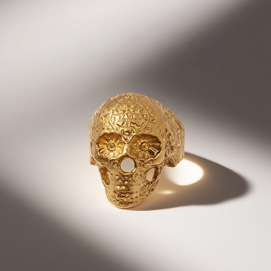 Vintage British 1960s brass ring skull carving pattern court retro style