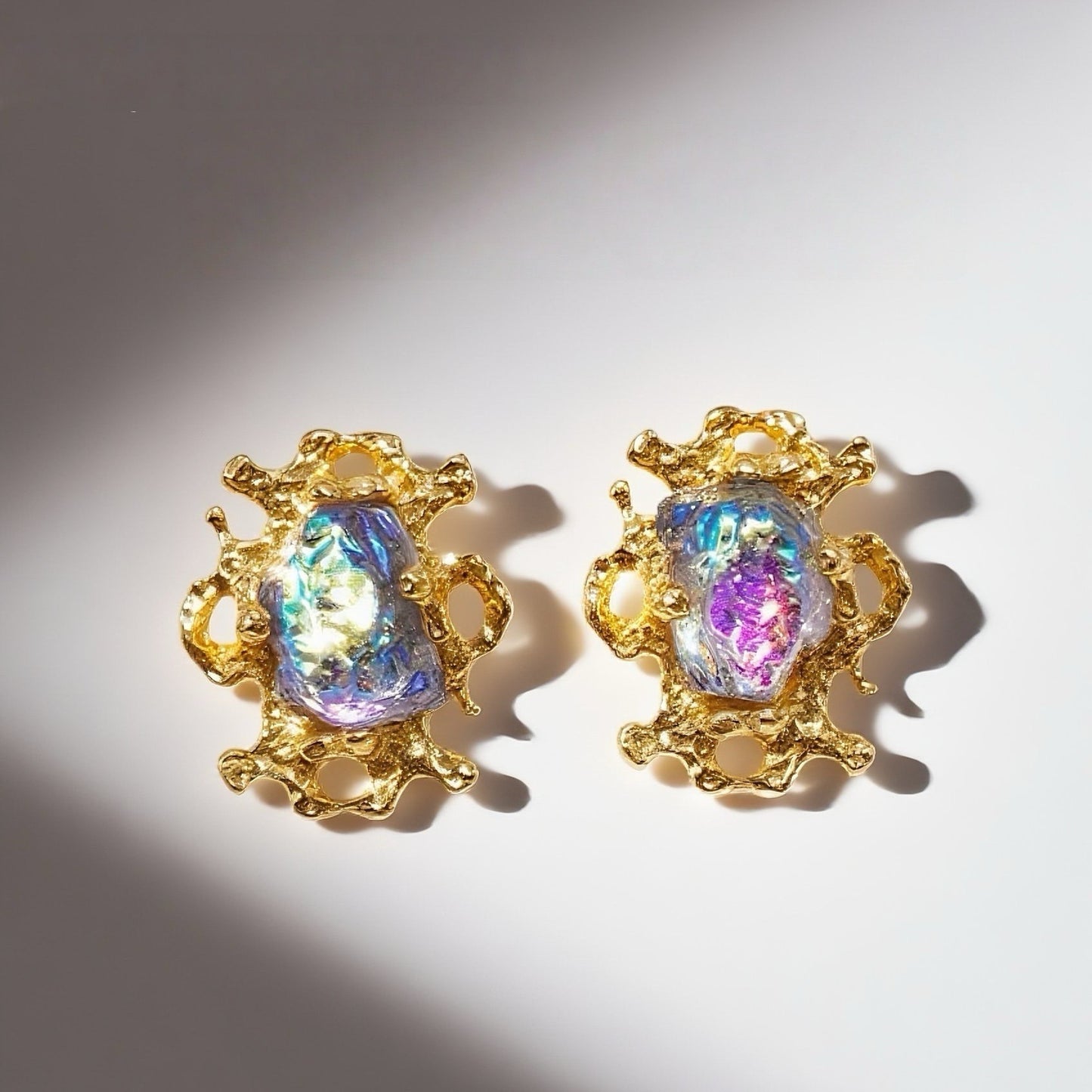 "Lava Blue Glass Glow"Gavilane the King of Retro Chaparelli Blue Aurora Glass Earclip Palace Retro Style