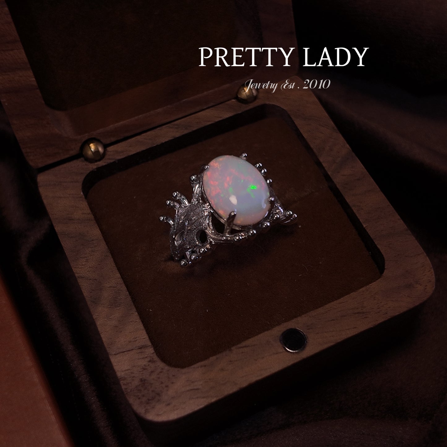 Natural Opal Stone Open Ring S925 Pure Silver Colorful Elliptical Opal Three Dimensional Hollow Ring Body Design Palace Retro