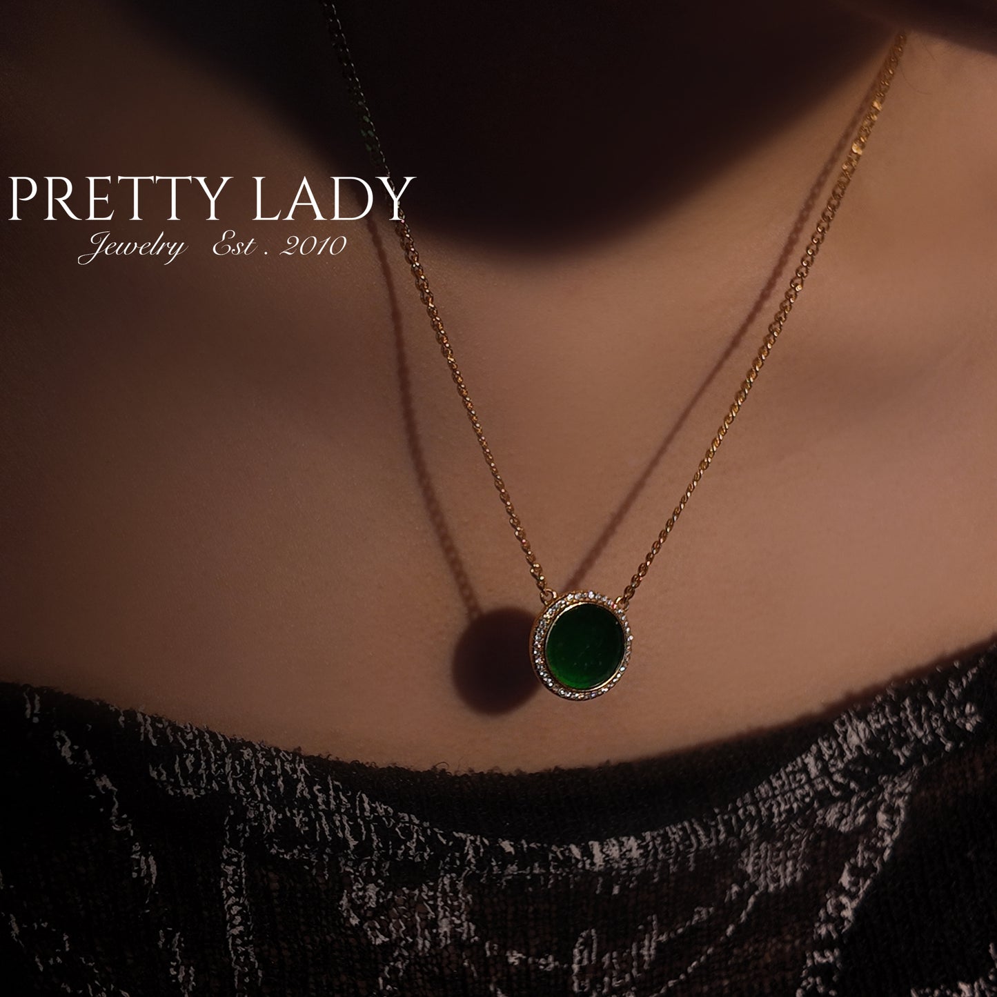 Natural Jadeite A-grade Necklace S925 Pure Silver Round Diamond Set Back Butterfly Hollow Palace Retro