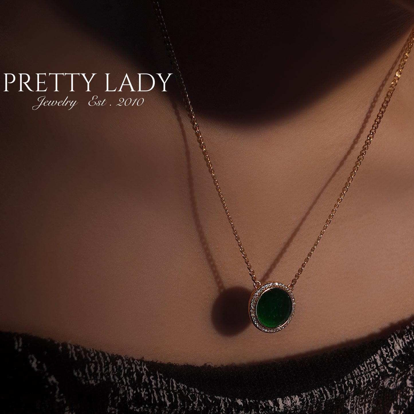 Natural Jadeite A-grade Necklace S925 Pure Silver Round Diamond Set Back Butterfly Hollow Palace Retro