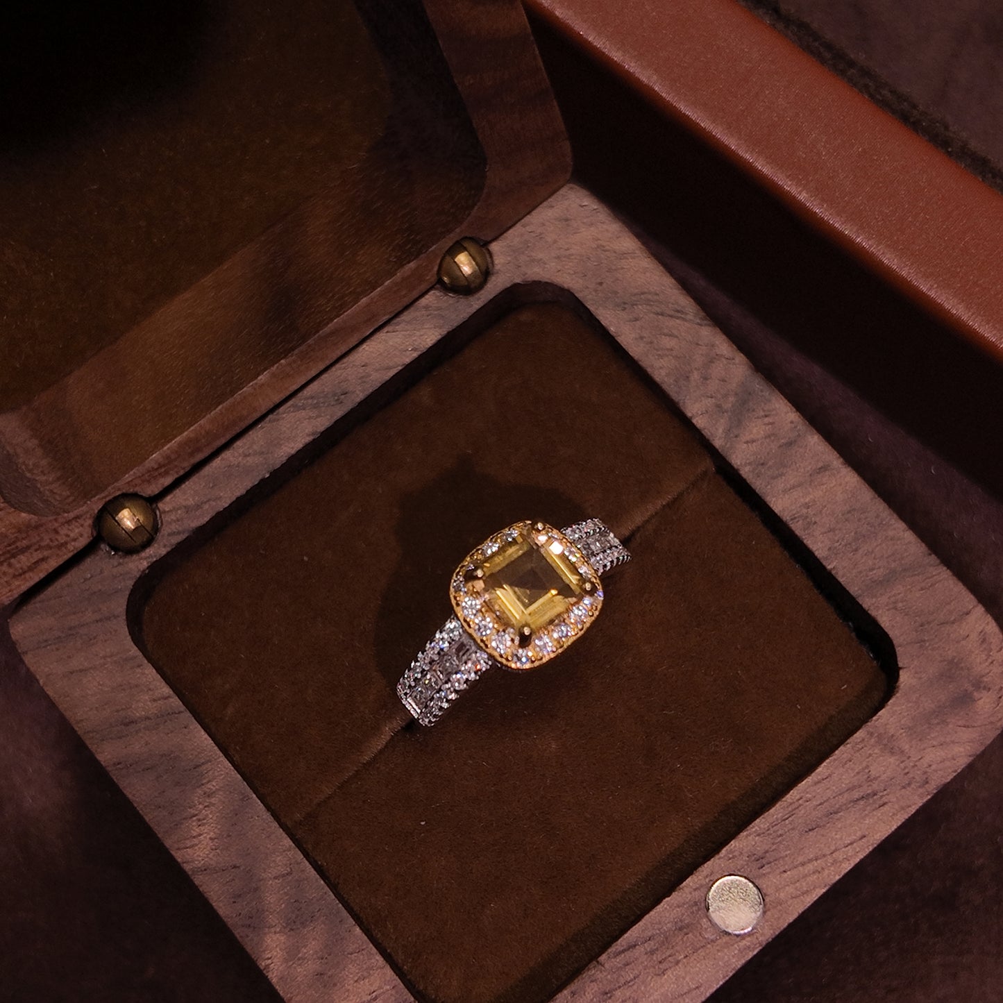 Yellow Crystal Open Ring S925 Pure Silver Yellow Square Inlaid with Palace Vintage