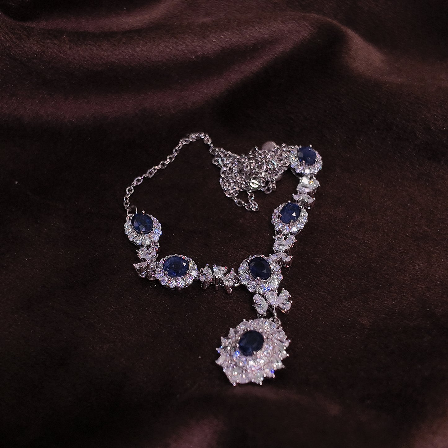 Natural aquamarine necklace S925 pure silver blue V-shaped luxurious palace retro