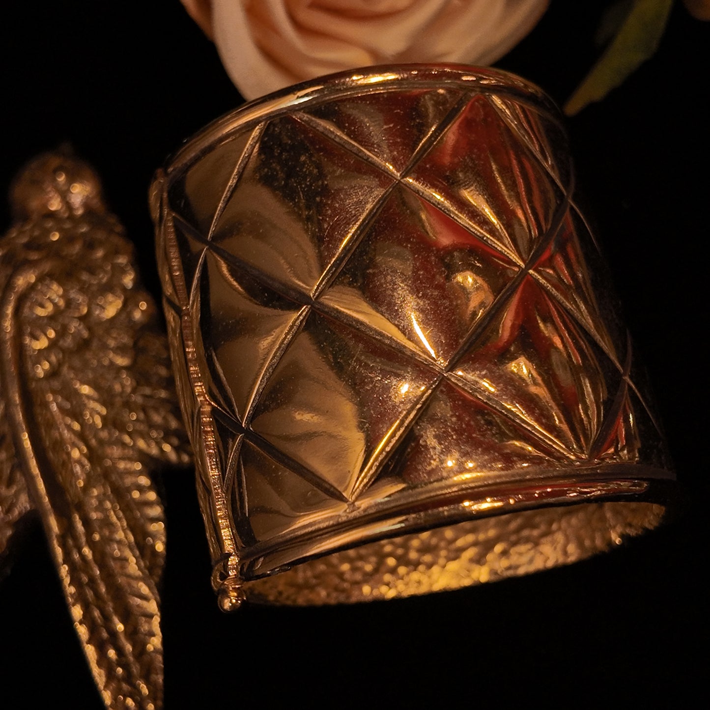 Vintage Chanel 1997 runway bracelet with diamond grid pattern and pearl relief exaggerated design court retro