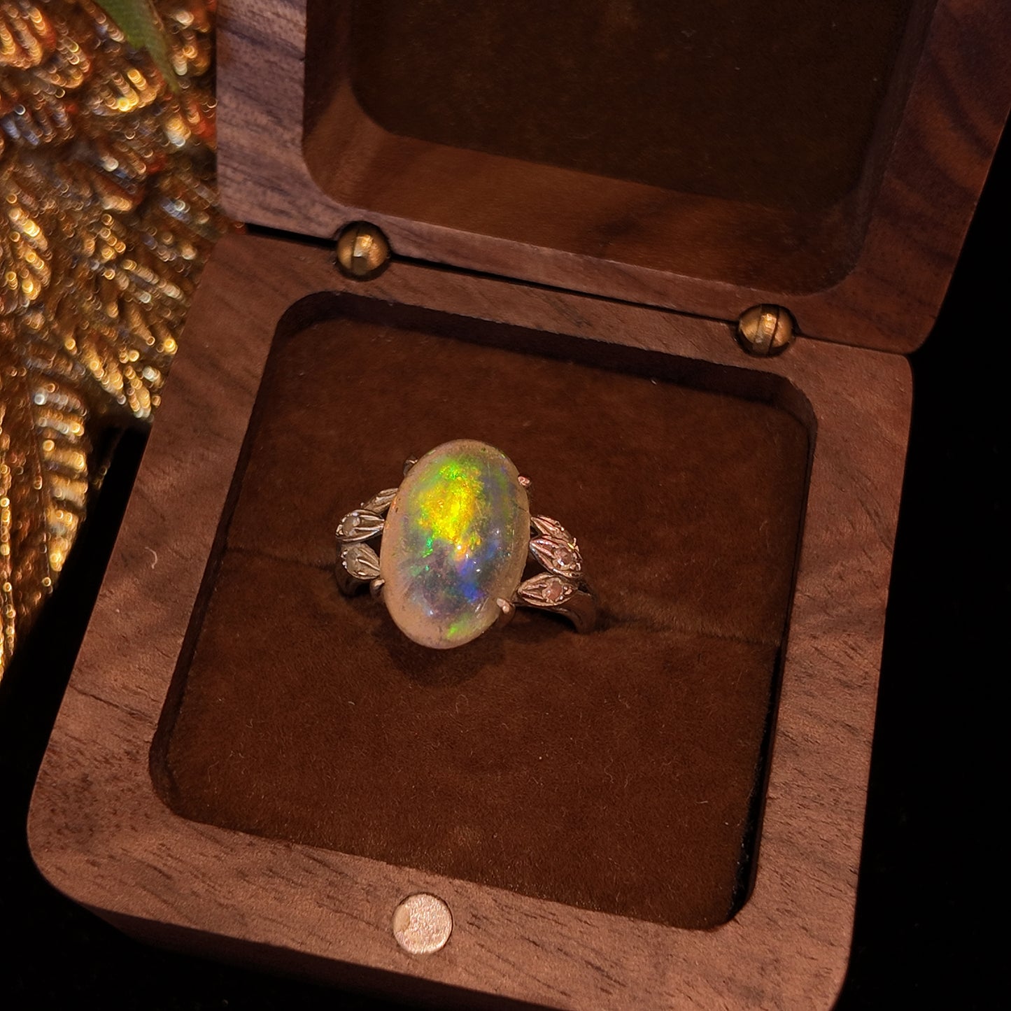 Natural Opal Ring 18K Silver Rhinestone with Three Dimensional Patterns Palace Vintage