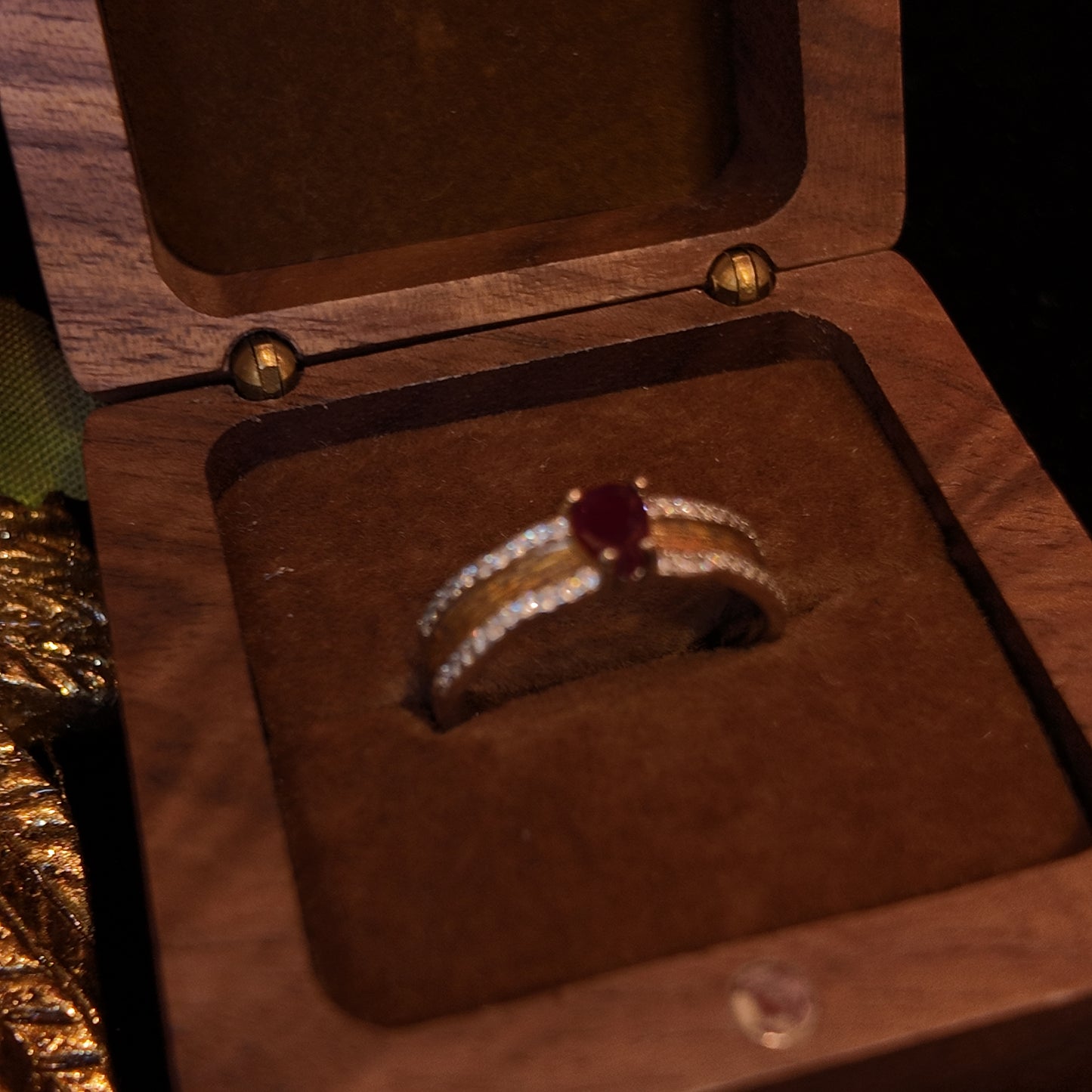 Red Garnet Open Ring S925 Pure Silver Gold Plated Ribbon Rhinestone Inlaid Palace Vintage