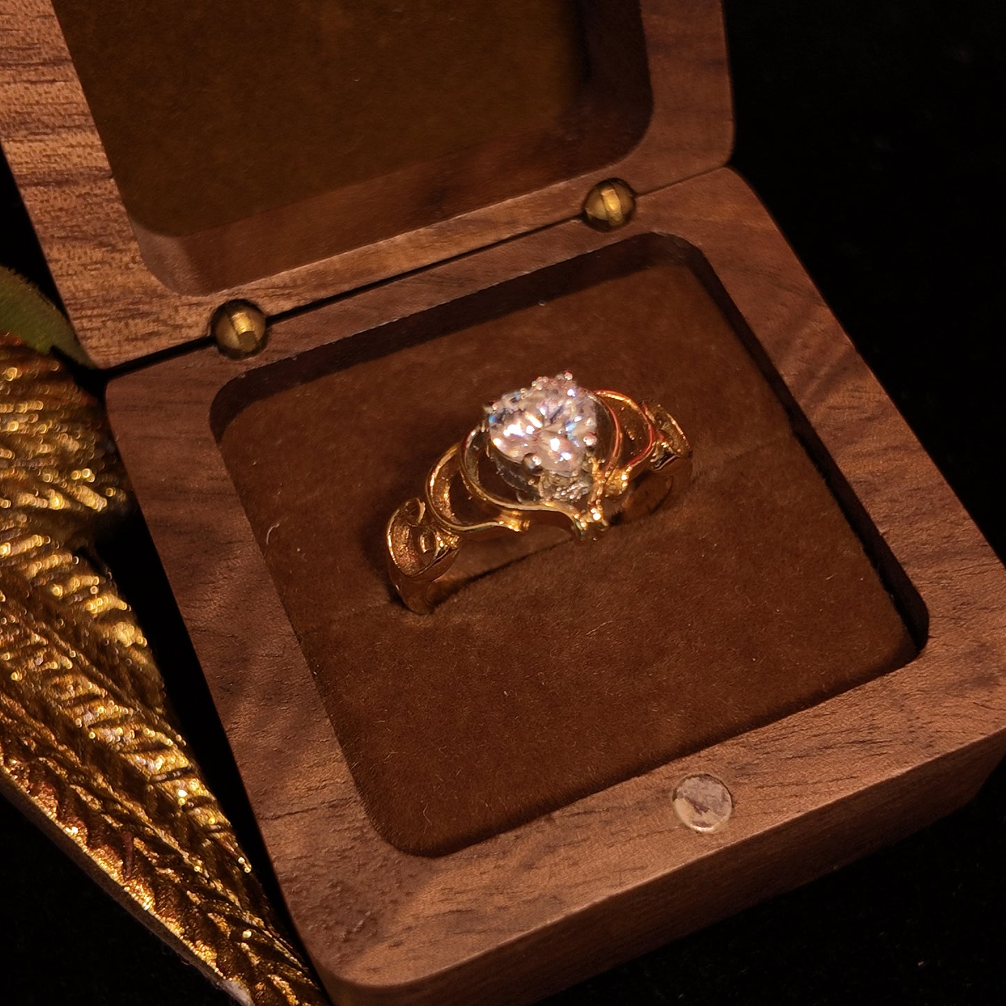 Vintage Rhinestone Ring with Gold Plated Love White Rhinestone Inlaid Hollow Design Palace Vintage