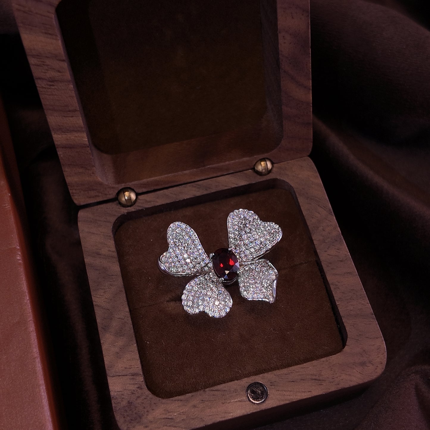 Natural Garnet Open Ring S925 Pure Silver Dark Red Three Dimensional Butterfly Inlaid Gemstone Palace Vintage