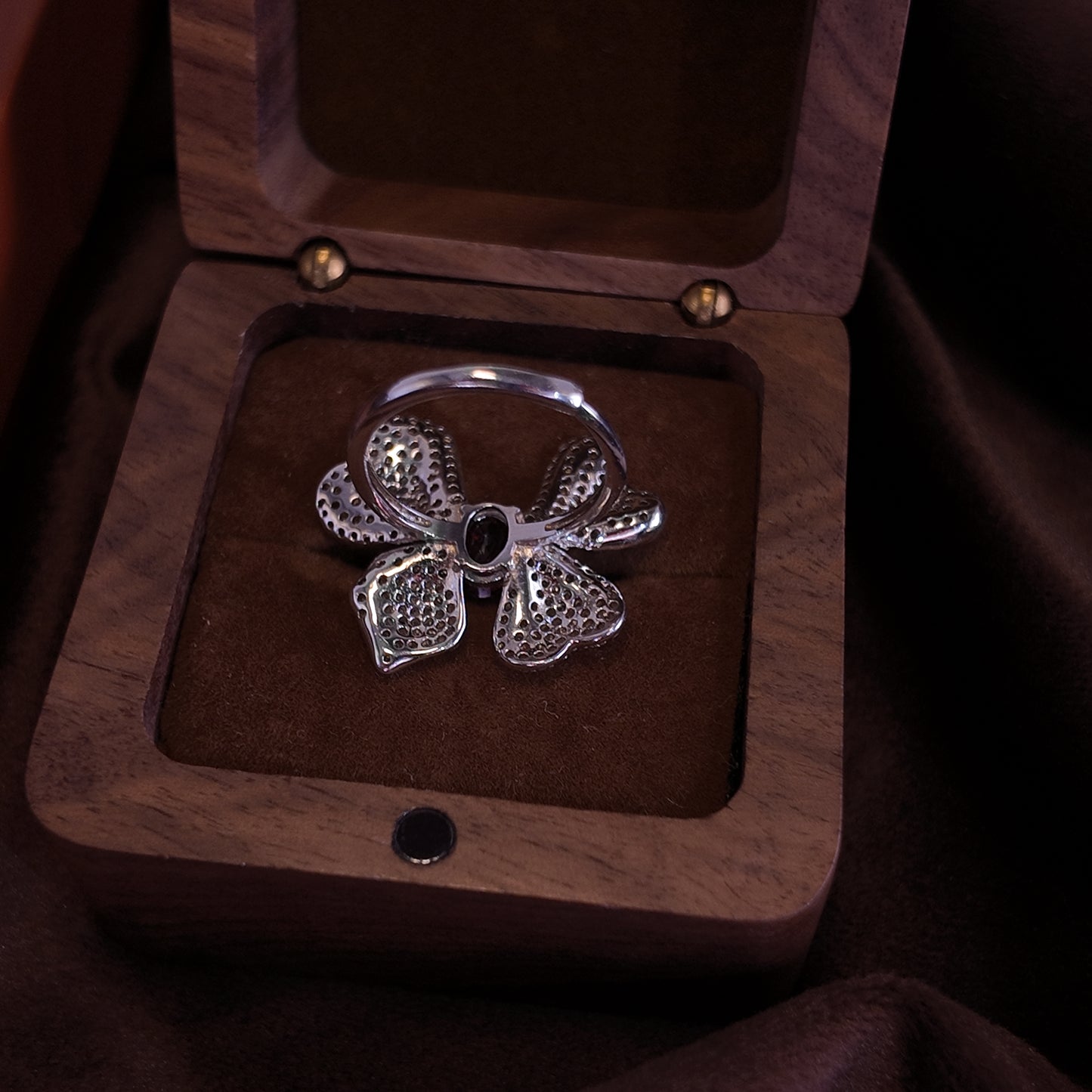 Natural Garnet Open Ring S925 Pure Silver Dark Red Three Dimensional Butterfly Inlaid Gemstone Palace Vintage