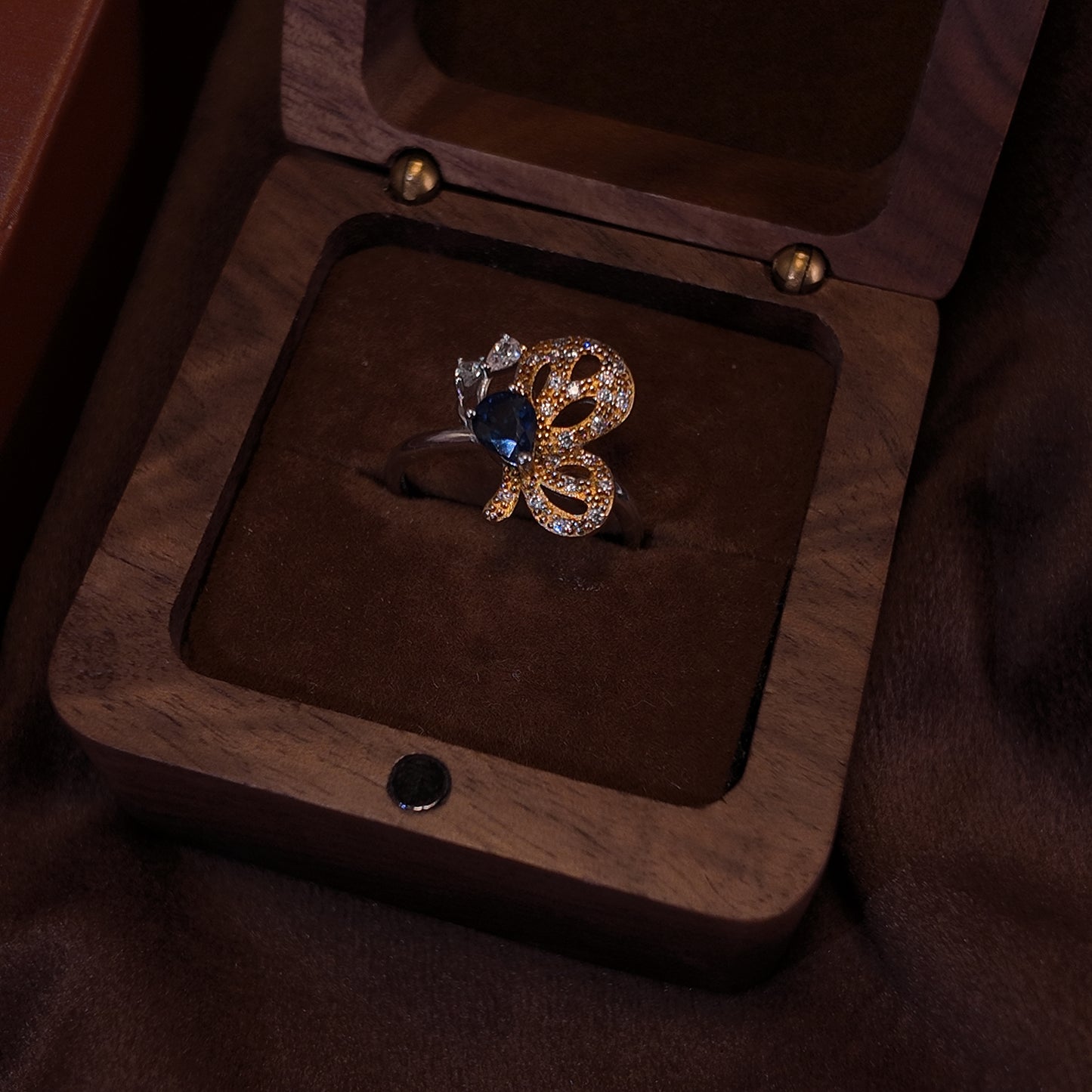 Natural Sapphire Open Ring S925 Pure Silver Butterfly Set with Diamond Three Dimensional Golden Wings Bordered with Palace Vintage