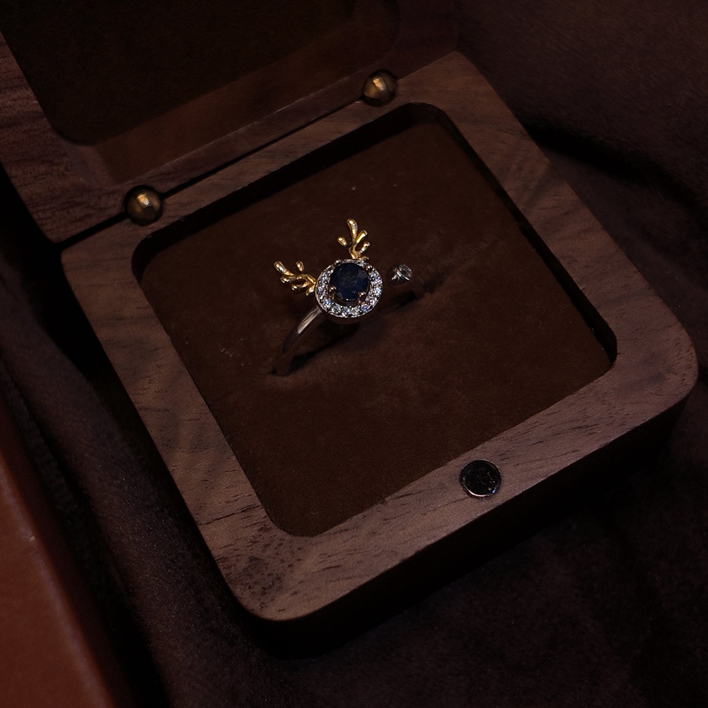 Natural Sapphire Open End Ring S925 Pure Silver Deer Head Shape with Diamond Inlaid Edge Palace Vintage