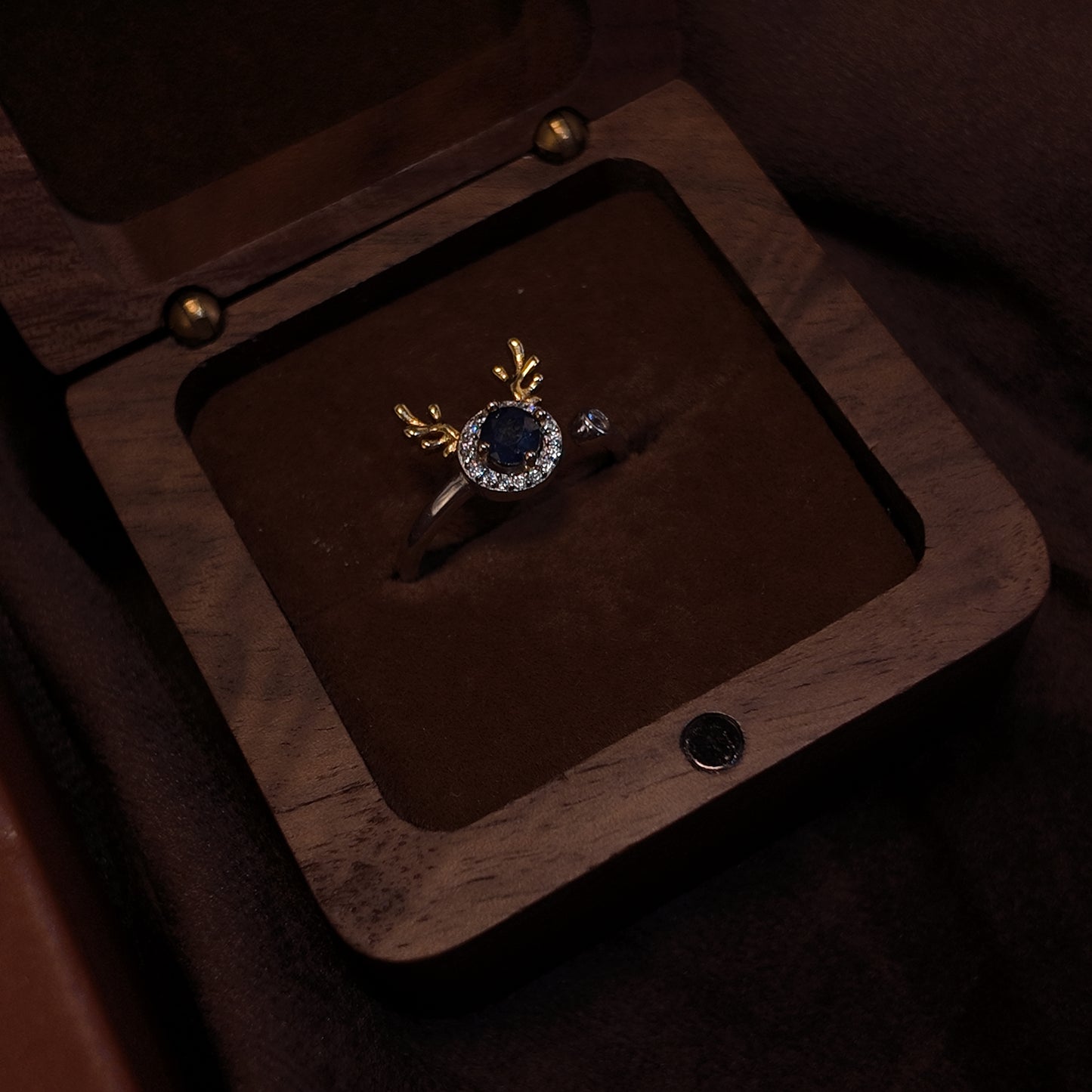 Natural Sapphire Open End Ring S925 Pure Silver Deer Head Shape with Diamond Inlaid Edge Palace Vintage