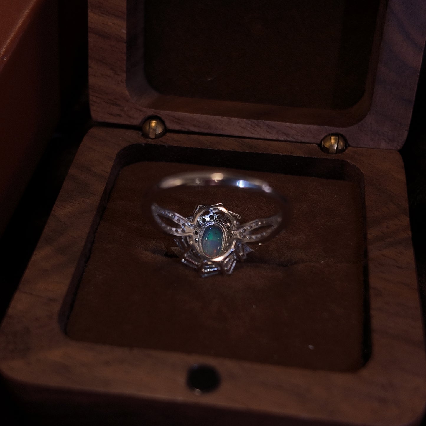 Natural Opal Stone Open Ring S925 Pure Silver Colorful Elliptical Whirlpool Surrounding Design Palace Retro