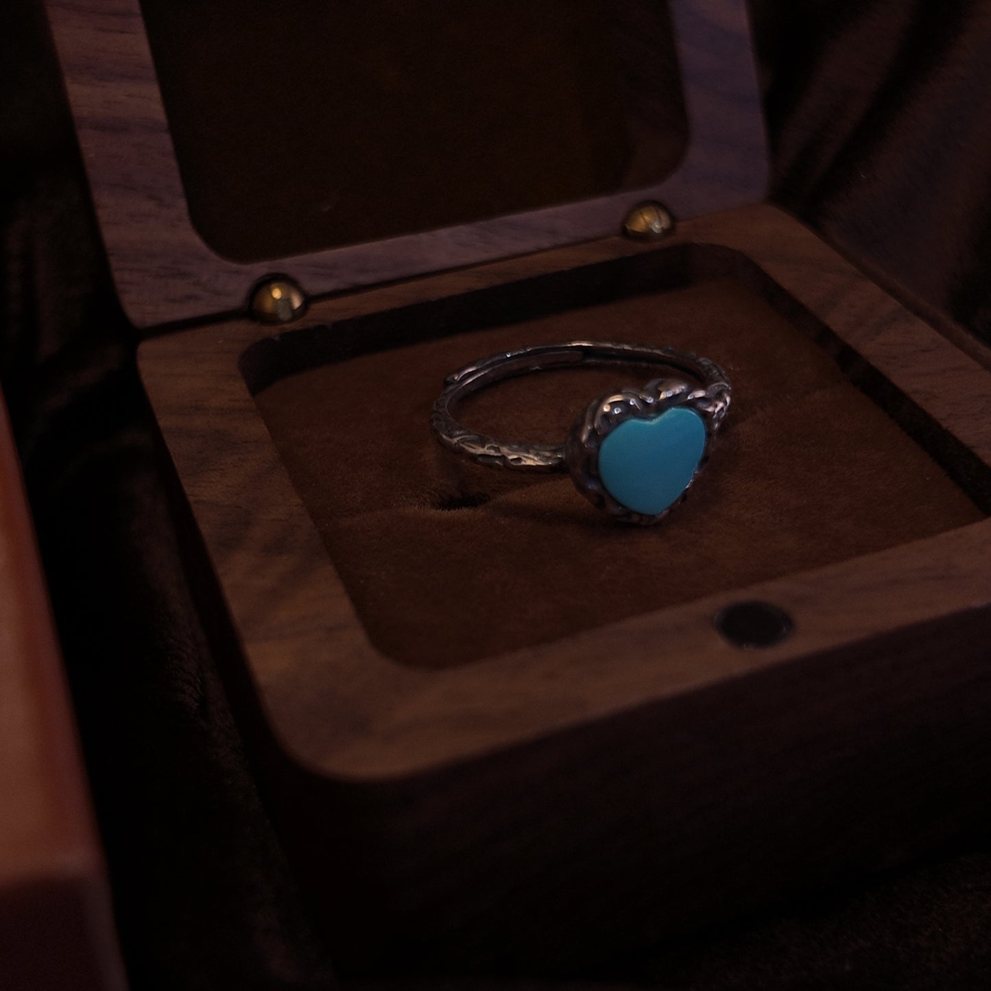 Natural turquoise open ring S925 pure silver green heart hand hammer pattern ring body court retro