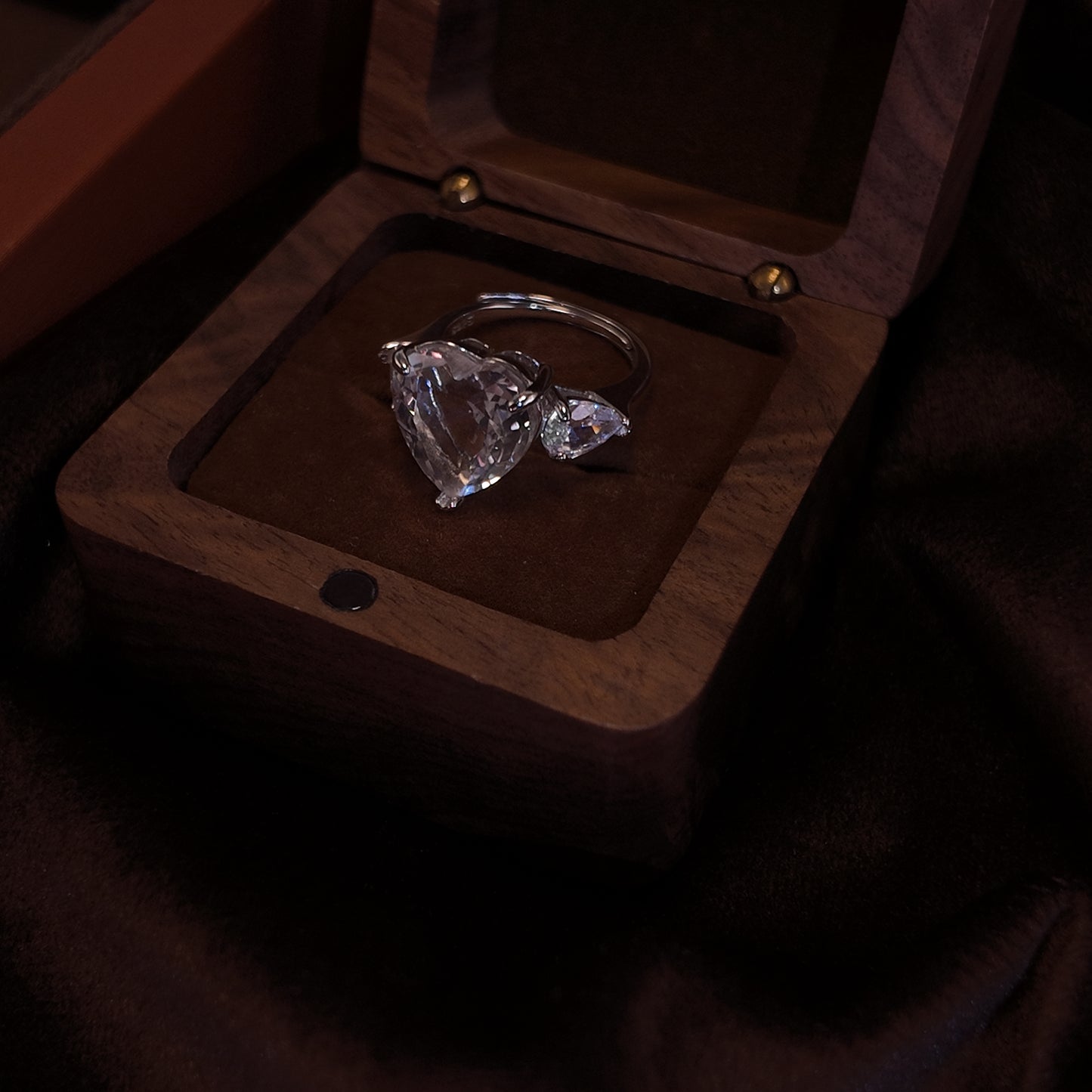 Natural crystal split ring S925 pure silver white heart pure and transparent simple palace retro