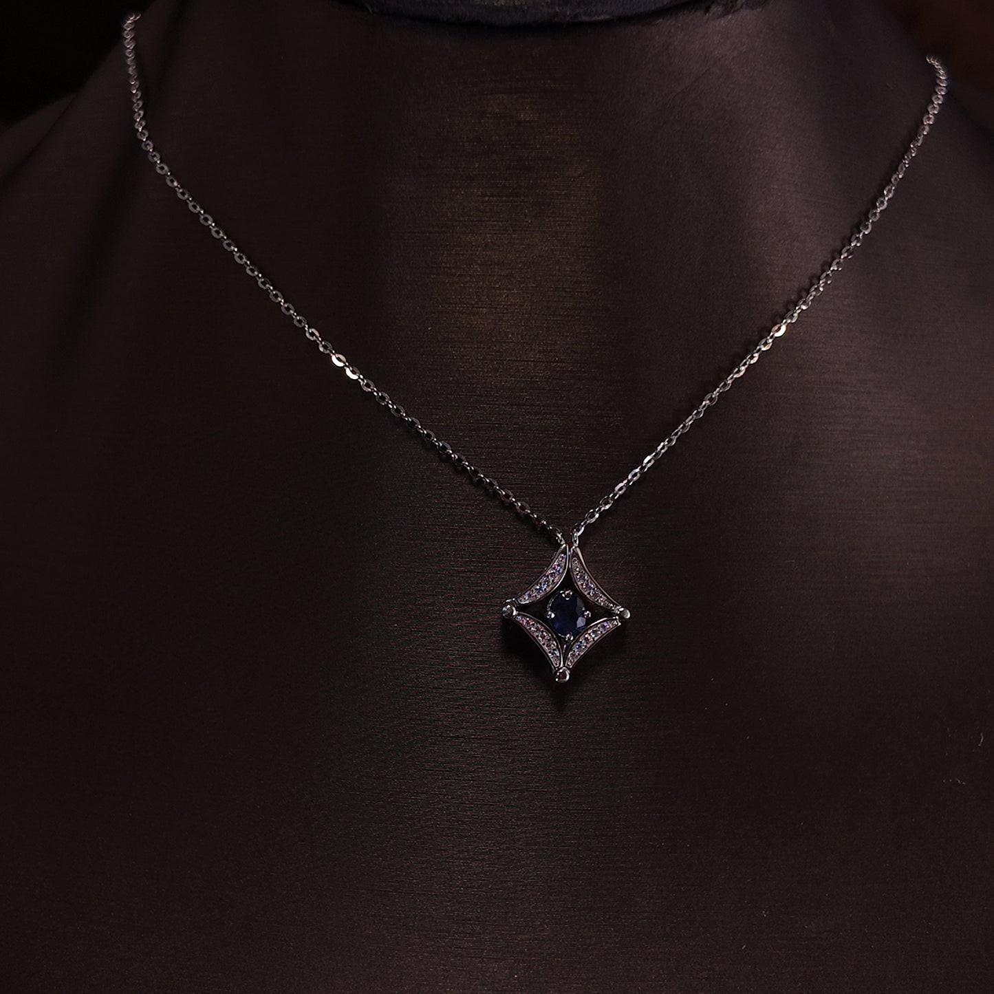 Natural Sapphire Necklace S925 Pure Silver Blue Diamond tassel with Multiple Wearing Styles Designed for Palace Retro