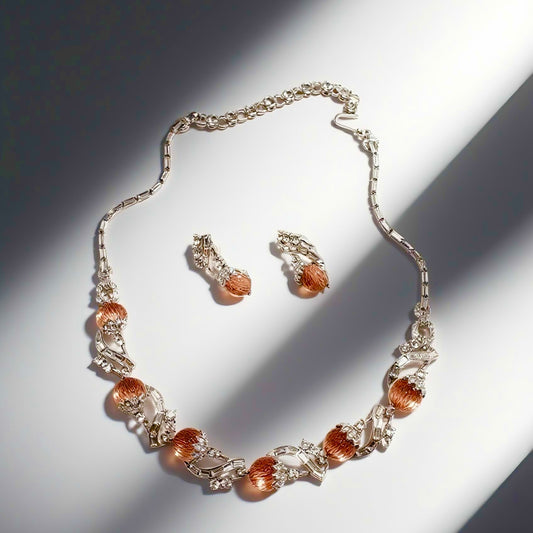 Vintage melon vine pink glass studded with diamond earrings necklace set with a palace retro style