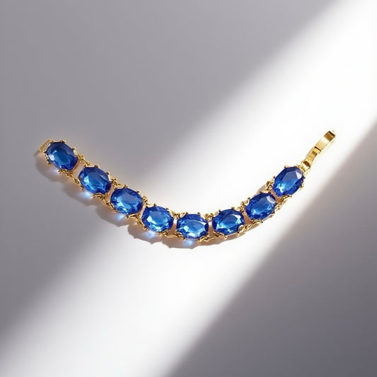 Vintage British 80s Blue Bracelet Transparent Blue Splicing Palace Vintage Style