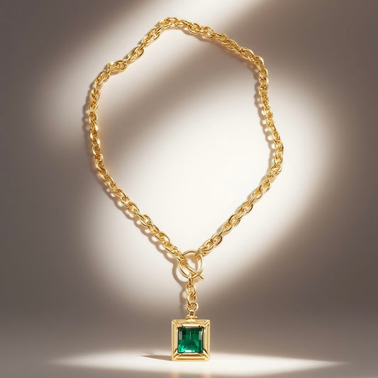Vintage American 80s Avon necklace green Rhinestone square diamond studded plain gold buckle court retro style